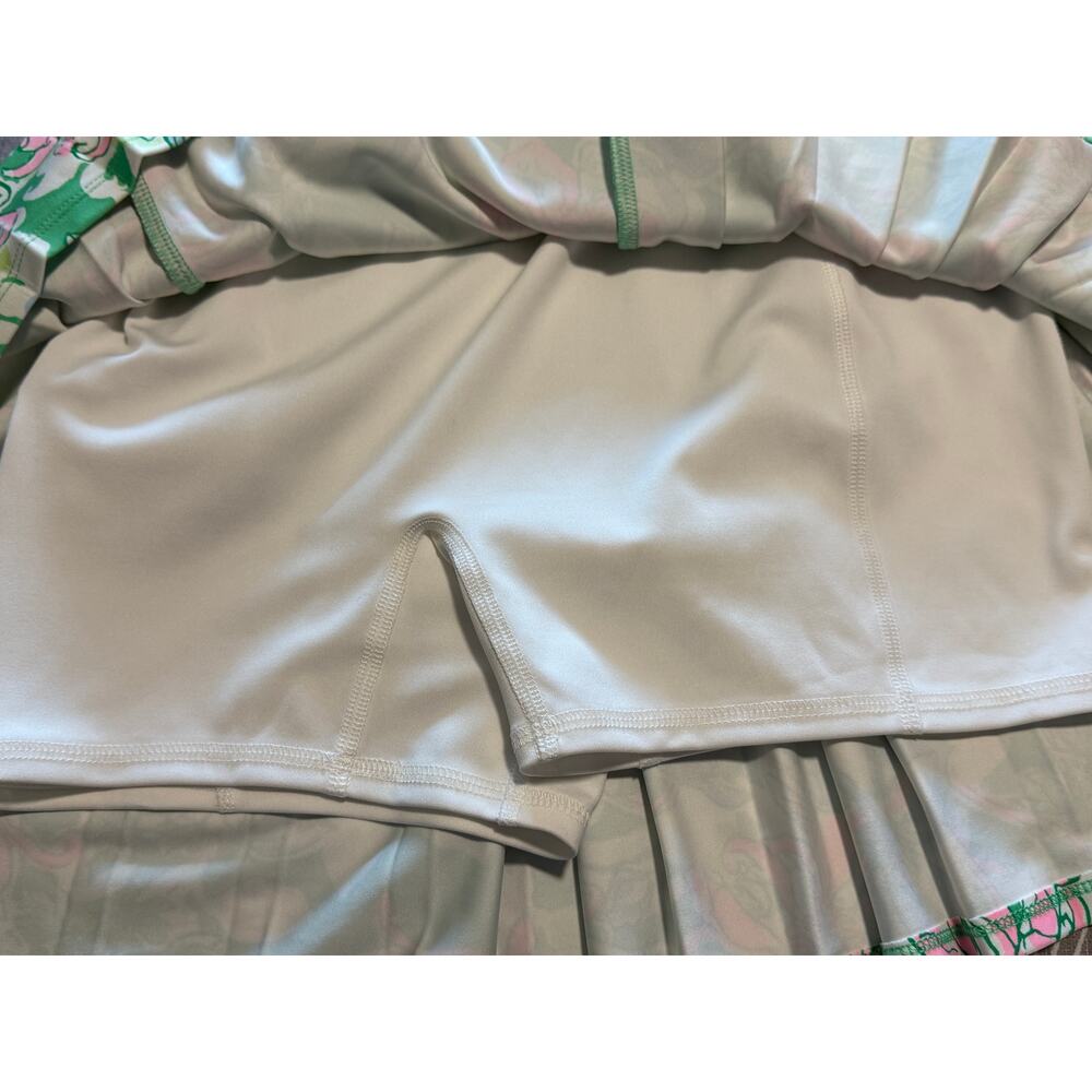 Lilly Pulitzer Luxletic Bacio Skort Spearmint Blossom Views XS - Picture 6 of 11